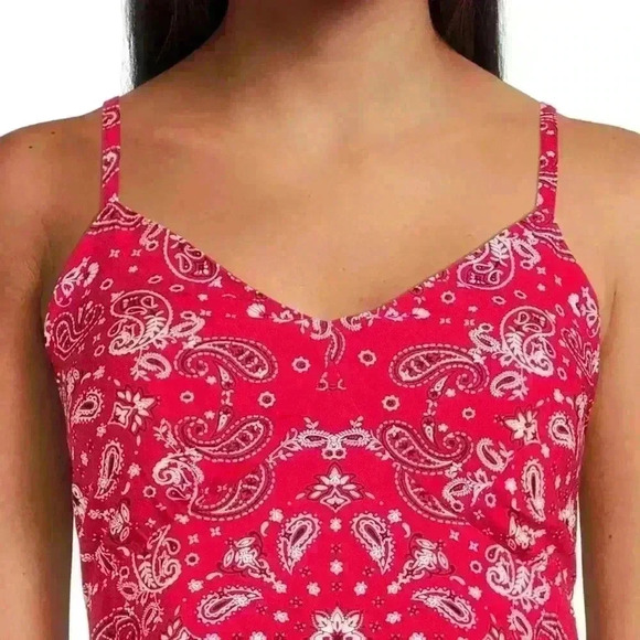 No Boundaries Red and White Paisley Bandana Style Flowy Tank Top - Size 2XL - Picture 3 of 8